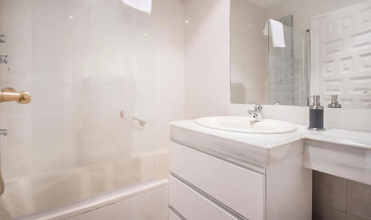 Tarracohomes-Apartamento En Salou Con Vistas Al Mar Y Ac Apartment